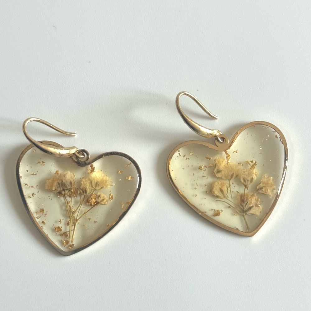 Flower Pressed Heart Earrings Gold